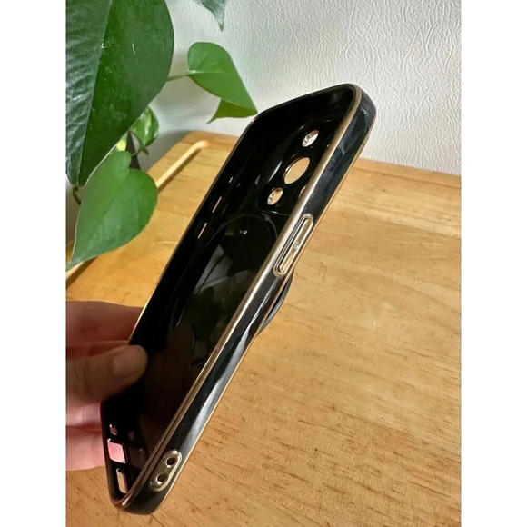 iPhone 15 Pro Max black and gold phone case - Picture 7 of 11